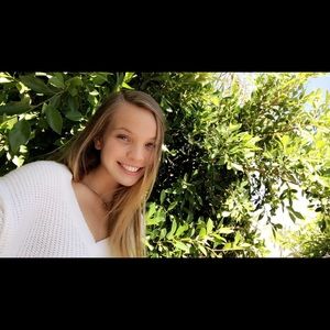 Meet your Posher, Danica